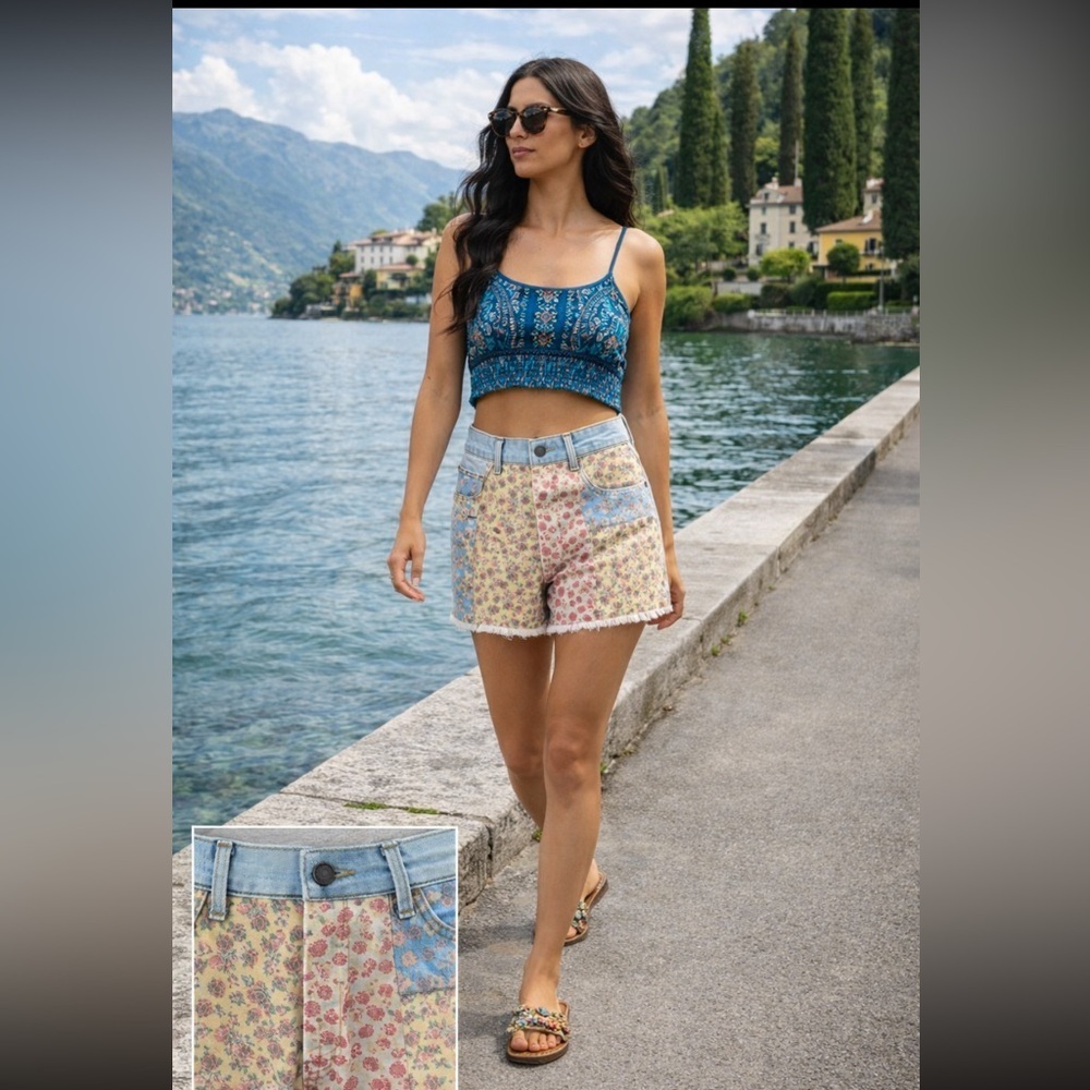 Farm Rio Anthropologie NWOT Floral Denim Patchwork Shorts size 26.